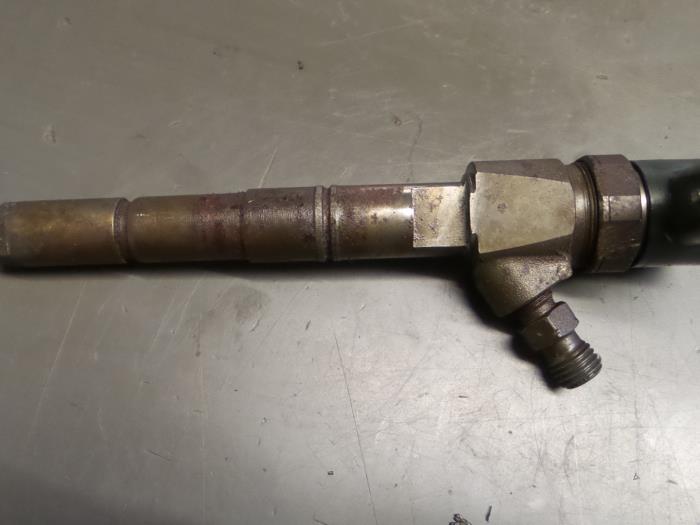 Usagé Injecteurs Alfa Romeo Brera (939) 2.4 JTDM 20V Prix € 95,00 Règlement à la marge proposé par A.T.S. van de Wiel