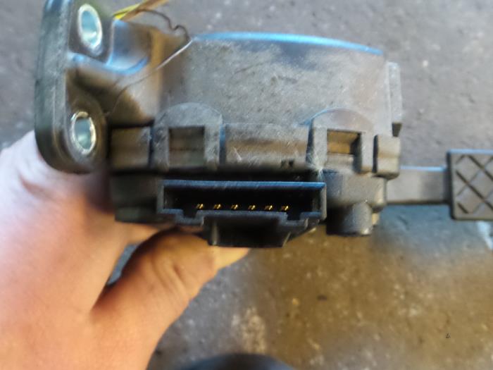 Capteur De Position Papillon (TPS) Pour Nissan Sentra/200SX 1.6L 1995-1996 - Référence A71-601 / 16260-41B00