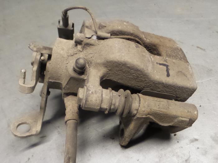 Gebrauchte Bremszange links hinten Alfa Romeo MiTo (955) 1.3 JTDm 16V Preis € 55,00 Margenregelung angeboten von A.T.S. van de Wiel