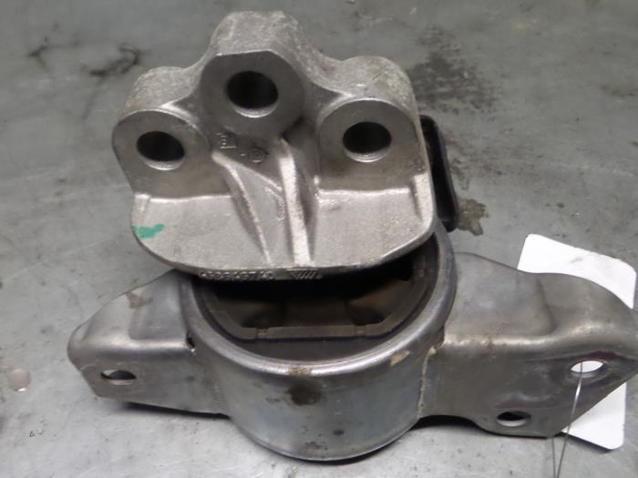 Gebrauchte Motorlager Alfa Romeo MiTo (955) 1.4 Turbo Multi Air 16V Preis € 55,00 Margenregelung angeboten von A.T.S. van de Wiel