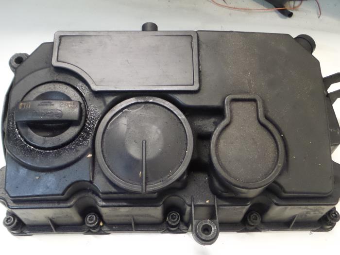 Gebrauchte Ventildeckel Seat Leon (1P1) 2.0 FSI 16V Preis € 55,00 Margenregelung angeboten von A.T.S. van de Wiel