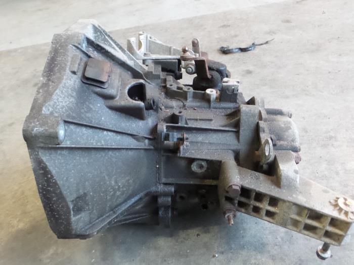 Gearbox from a Alfa Romeo GT (937) 1.8 Twin Spark 16V 2007