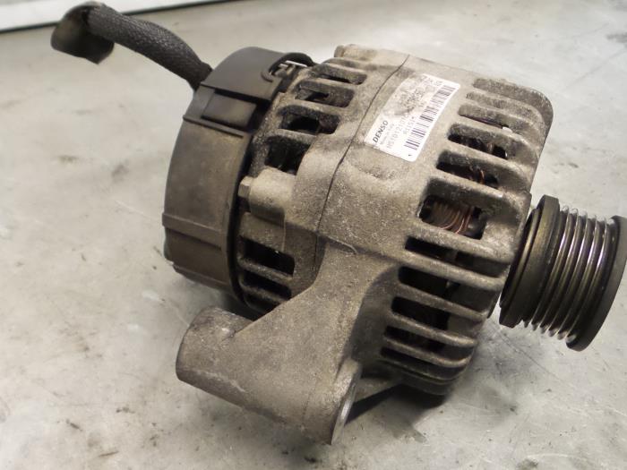 Begagnade Dynamo Alfa Romeo 159 (939AX) 1.9 JTDm 16V Pris € 35,00 Marginaltabell erbjuds av A.T.S. van de Wiel