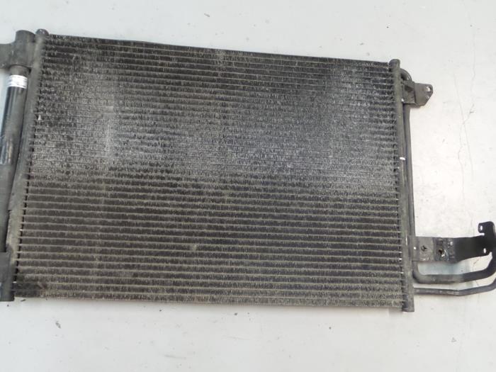 Usagé Radiateur clim Seat Altea (5P1) 1.9 TDI Prix € 55,00 Règlement à la marge proposé par A.T.S. van de Wiel