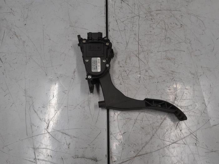 Begagnade Gaspedalsensor Seat Ibiza III (6L1) 1.9 SDI Pris € 55,00 Marginaltabell erbjuds av A.T.S. van de Wiel