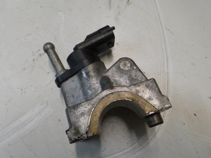 Gebrauchte Nockenwelle Sensor Alfa Romeo 159 Preis € 45,00 Margenregelung angeboten von A.T.S. van de Wiel