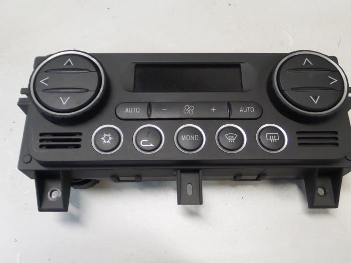 Heater control panel from a Alfa Romeo Brera (939) 3.2 JTS Q4 V6 24V 2007
