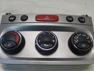 Używane Panel sterowania nagrzewnicy Alfa Romeo 147 (937) 1.9 JTD 115 Cena € 110,00 Procedura marży oferowane przez A.T.S. van de Wiel