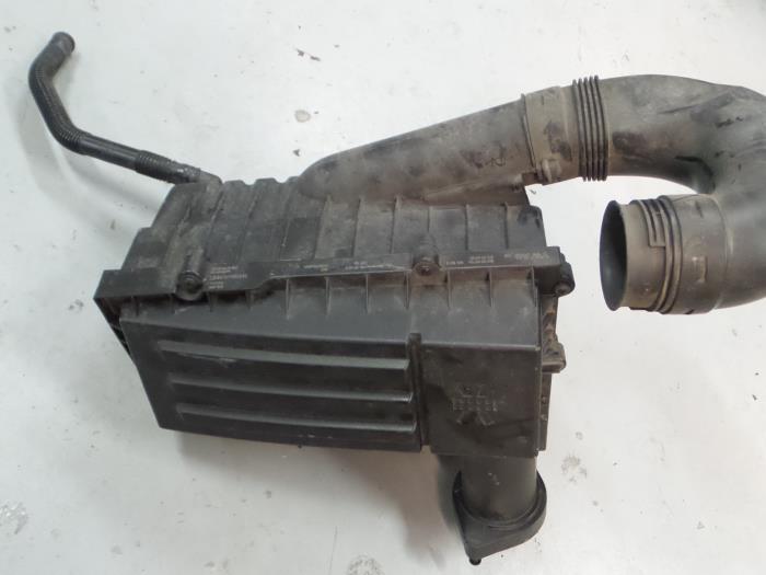Gebrauchte Luftfiltergehäuse Seat Altea (5P1) 1.9 TDI Preis € 30,00 Margenregelung angeboten von A.T.S. van de Wiel