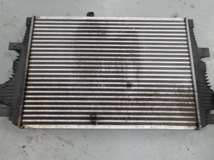 Usados Intercooler Alfa Romeo 159 (939AX) 1.9 JTDm 16V Precio € 65,00 Norma de margen ofrecido por A.T.S. van de Wiel