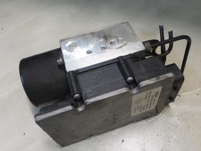 Begagnade ABS-pump Alfa Romeo Brera (939) 2.4 JTDM 20V Pris € 185,00 Marginaltabell erbjuds av A.T.S. van de Wiel