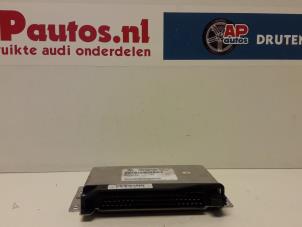 Używane Sterownik ESP Audi A8 (D2) 4.2 V8 40V Quattro Cena € 49,99 Procedura marży oferowane przez AP Autos
