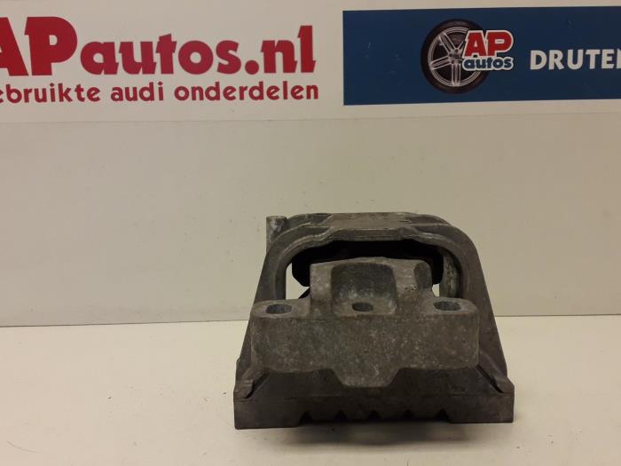 Usagé Support moteur Audi A3 Sportback (8PA) 1.6 FSI 16V Prix € 19,99 Règlement à la marge proposé par AP Auto's