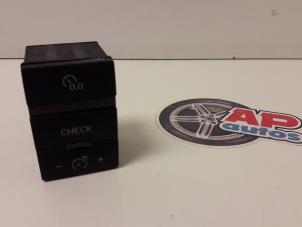 Usados Interruptor de ordenador abordo Audi A6 Quattro (C6) 3.0 TDI V6 24V Precio € 10,00 Norma de margen ofrecido por AP Autos
