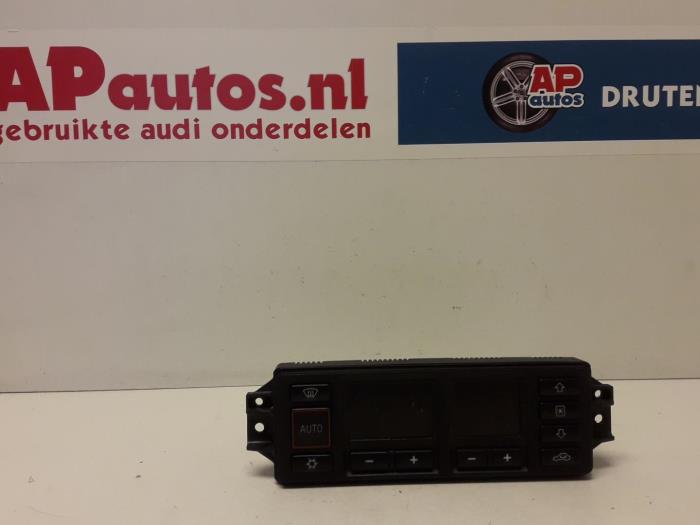 Używane Panel climatronic Audi A4 (B5) 1.8 20V Cena € 24,99 Procedura marży oferowane przez AP Auto's