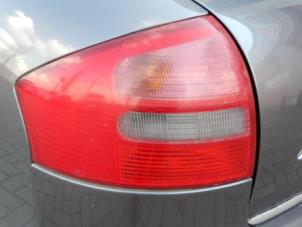 Usados Luz trasera izquierda Audi A6 (C5) 2.4 V6 30V Precio € 25,00 Norma de margen ofrecido por AP Autos