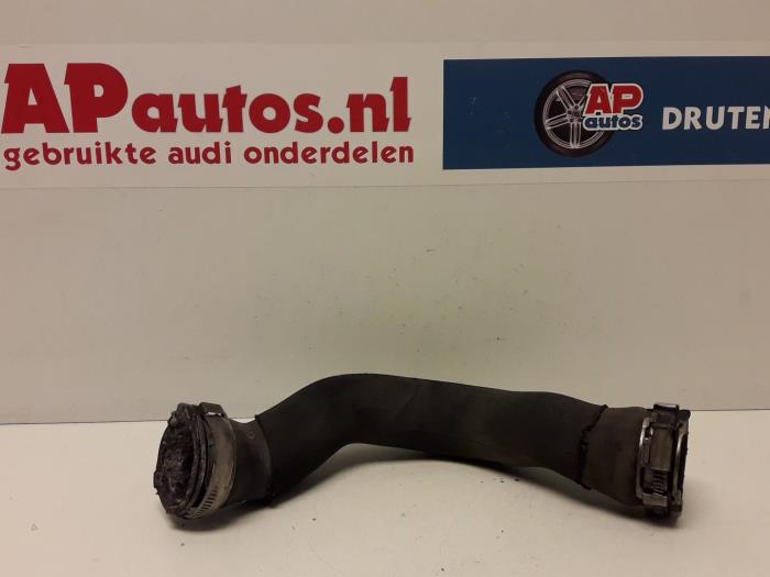 Gebrauchte Intercooler Schlauch Audi A6 Avant Quattro (C6) 3.0 TDI V6 24V Preis € 32,50 Margenregelung angeboten von AP Auto's