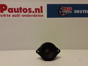 Usagé Haut-parleur Audi Q7 (4LB) 3.0 TDI V6 24V Prix € 25,00 Règlement à la marge proposé par AP Autos