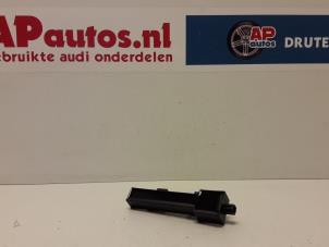 Used Antenna Audi Q7 (4LB) 3.0 TDI V6 24V Price € 19,99 Margin scheme offered by AP Autos