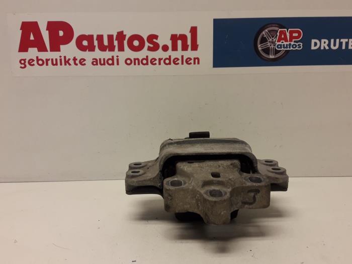 Usagé Support boîte de vitesses Audi A3 (8P1) 2.0 TDI 16V Prix € 19,99 Règlement à la marge proposé par AP Auto's