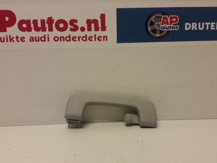 Handle from a Audi A6 (C6) 2.0 TDI 16V 2008