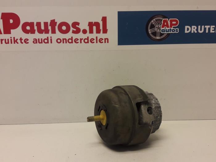 Usagé Support moteur Audi A6 (C6) 2.0 TDI 16V Prix € 19,99 Règlement à la marge proposé par AP Auto's