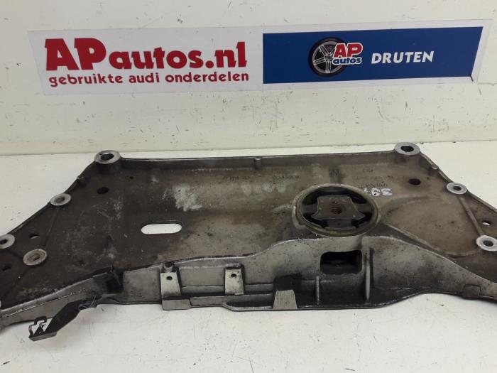 Usagé Faux châssis Audi A3 (8P1) 2.0 TDI 16V Prix € 29,99 Règlement à la marge proposé par AP Auto's