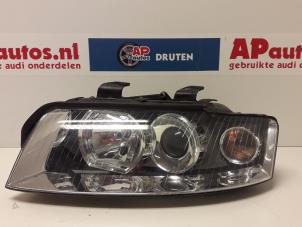 Używane Reflektor lewy Audi A4 Avant (B6) 1.8 T 20V Cena € 69,99 Procedura marży oferowane przez AP Autos