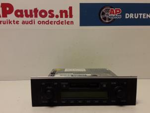 Used Radio/cassette player Audi A4 (B6) 2.0 20V Price € 29,99 Margin scheme offered by AP Autos