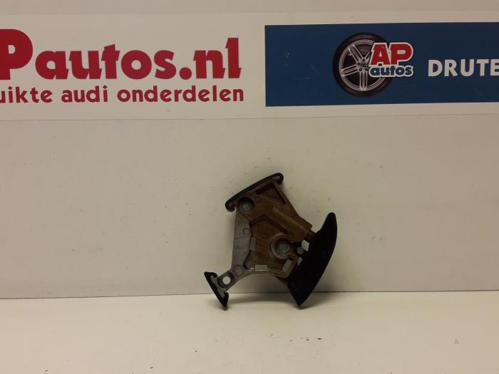 Timing belt chain tensioner