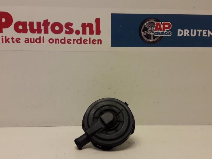 Begagnade PCV-ventil Audi A8 (D2) 3.7 V8 40V Quattro Pris € 19,99 Marginaltabell erbjuds av AP Auto's