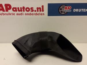 Używane Waz ssacy powietrza Audi A8 (D2) 3.7 V8 40V Quattro Cena € 15,00 Procedura marży oferowane przez AP Autos