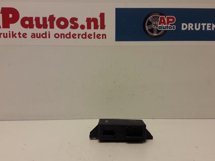 Usados Módulo Gateway Audi S5 (8T3) S5 4.2 V8 40V Precio € 19,99 Norma de margen ofrecido por AP Auto's