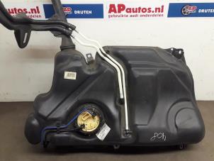 Usagé Pompe à carburant Audi A1 (8X1/8XK) 1.6 TDI 16V Prix € 45,00 Règlement à la marge proposé par AP Autos
