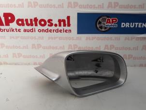 Gebrauchte Spiegelkappe rechts Audi A8 (D3) 3.7 V8 40V Quattro Preis € 19,99 Margenregelung angeboten von AP Autos
