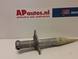 Used Front bumper bracket, right Audi A8 (D2) 3.7 V8 40V Quattro Price € 19,99 Margin scheme offered by AP Autos