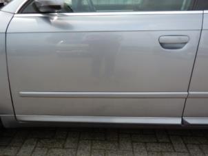 Usados Puerta de 4 puertas izquierda delante Audi A4 Avant (B7) 2.0 TDI 16V Precio € 135,00 Norma de margen ofrecido por AP Autos
