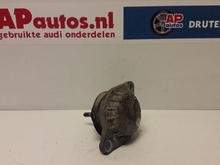 Używane Wspornik silnika Audi 100 Avant (C4) 2.3E 5E Cena € 19,99 Procedura marży oferowane przez AP Auto's