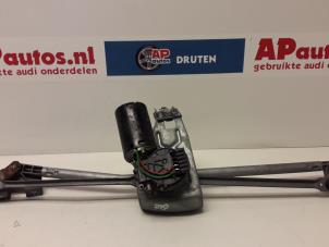 Gebrauchte Scheibenwischermotor + Mechanik Audi 100 Avant (C4) 2.3E 5E Preis € 24,99 Margenregelung angeboten von AP Autos