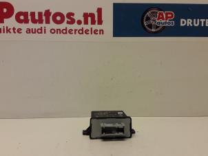 Used Computer lighting module Audi S5 (8T3) 4.2 V8 40V Price € 24,99 Margin scheme offered by AP Autos