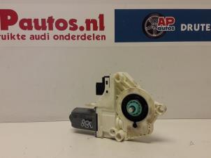 Gebrauchte Fenstermotor Tür Audi Q7 (4LB) 3.0 TDI V6 24V Preis € 19,99 Margenregelung angeboten von AP Autos