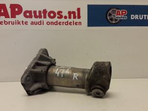 Used Front bumper bracket, right Audi A4 Cabrio (B7) 3.0 V6 30V Price € 19,99 Margin scheme offered by AP Autos
