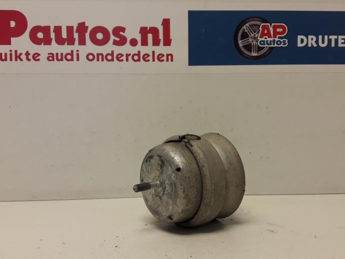 Used Engine mount Audi A4 Cabrio (B7) 3.0 V6 30V Price € 19,99 Margin scheme offered by AP Auto's
