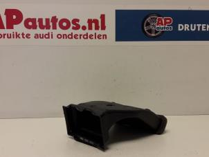 Usados Rejilla de aire de salpicadero Audi S5 (8T3) 4.2 V8 40V Precio € 19,99 Norma de margen ofrecido por AP Autos