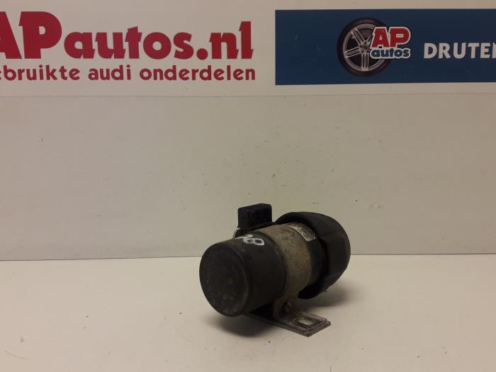 Begagnade Tändspole Audi 100 Avant (C4) 2.3E 5E Pris € 14,99 Marginaltabell erbjuds av AP Auto's