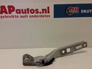 Used Bonnet Hinge Audi Q7 (4LB) 3.0 TDI V6 24V Price € 15,00 Margin scheme offered by AP Autos