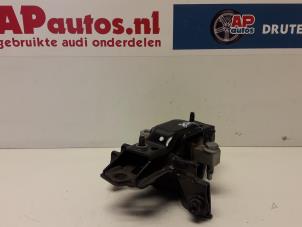 Usagé Support boîte de vitesse Audi A1 (8X1/8XK) 1.6 TDI 16V Prix € 30,00 Règlement à la marge proposé par AP Autos
