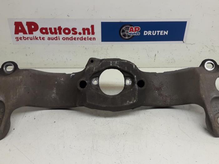 Gearbox mount from a Audi A4 Cabrio (B7) 3.0 V6 30V 2004