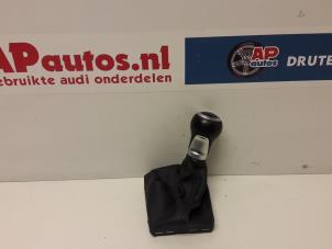 Używane Dzwignia zmiany biegów Audi A4 Avant (B8) 1.8 TFSI 16V Cena € 24,99 Procedura marży oferowane przez AP Autos
