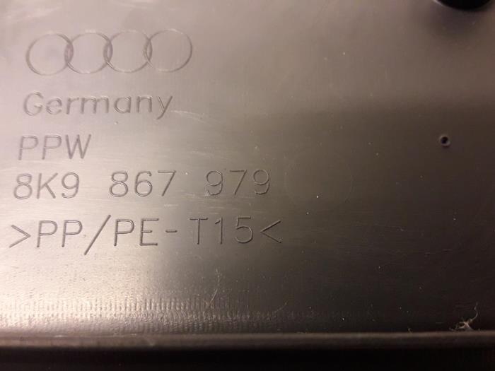 Tapicerka tylnej klapy z Audi A4 Avant (B8) 1.8 TFSI 16V 2011